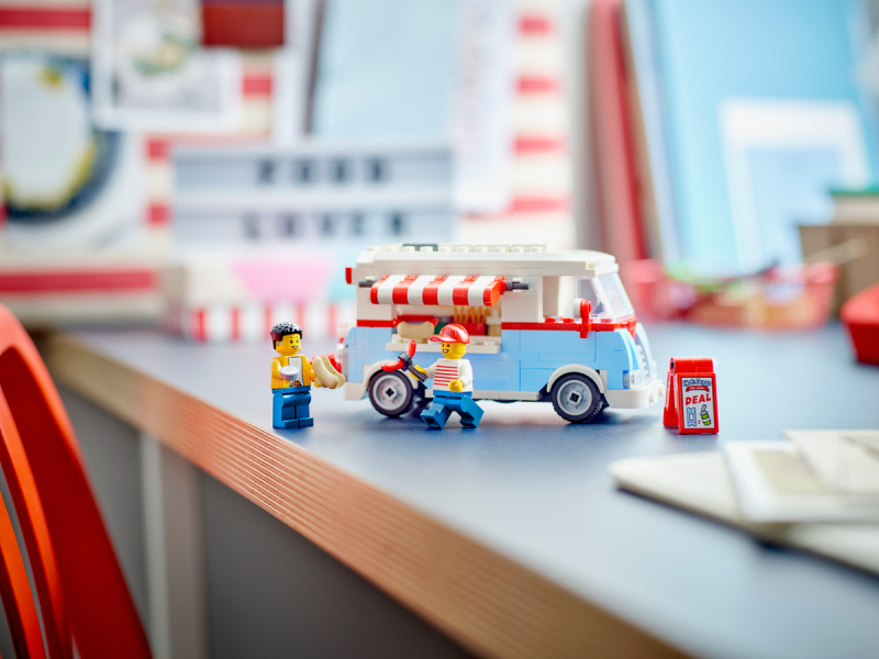 LEGO® Icons 40681 Retro pojízdné občerstvení
