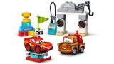 LEGO® DUPLO® ǀ Disney a Pixar – Auta 10924 Závodní den Bleska McQueena